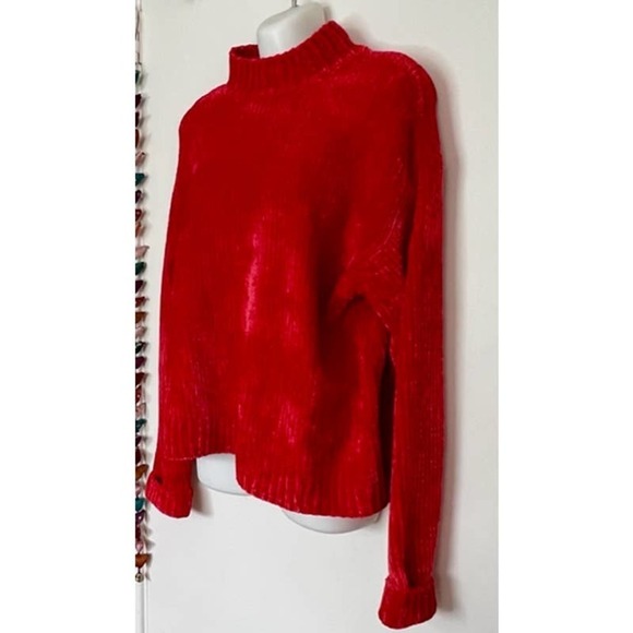 NWT SANCTUARY BRIGHT RED CHENILLE MOCK NECK SWEATER SIZE MEDIUM - Picture 2 of 9